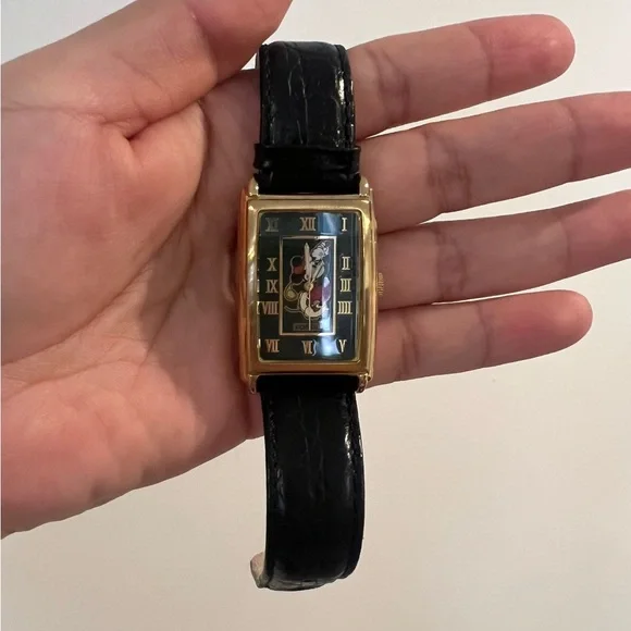 Limited Edition Fossil Mickey Mouse watch "World's Favorite Golfer - Picture 3 of 8